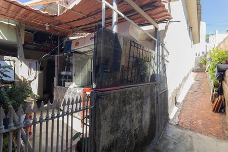 Casa à venda com 311m², 1 quarto e sem vaga Casa à venda com 311m², 1 quarto e sem vagaCorredor