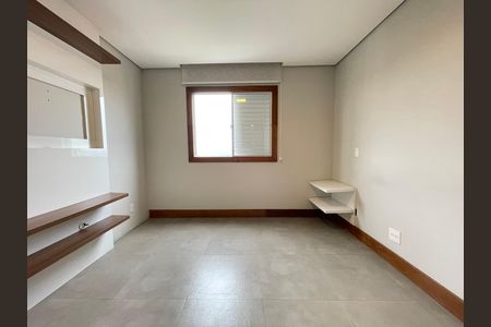 Apartamento à venda com 200m², 2 quartos e 3 vagas Apartamento à venda com 200m², 2 quartos e 3 vagasSuíte 1
