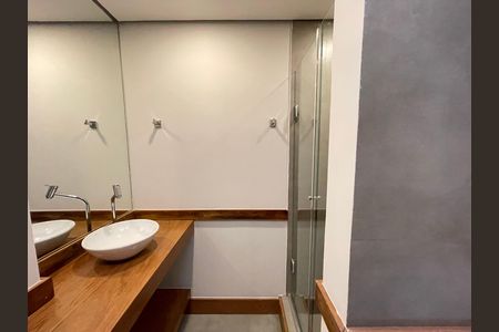 Apartamento à venda com 200m², 2 quartos e 3 vagas Apartamento à venda com 200m², 2 quartos e 3 vagasBanheiro 3