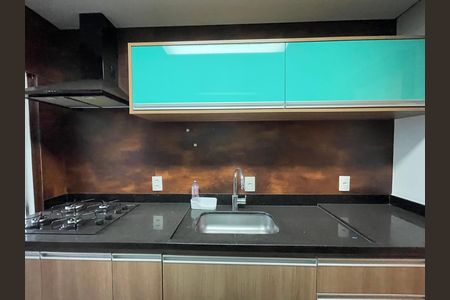 Apartamento à venda com 200m², 2 quartos e 3 vagas Apartamento à venda com 200m², 2 quartos e 3 vagasCozinha