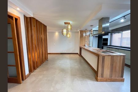 Apartamento à venda com 200m², 2 quartos e 3 vagas Apartamento à venda com 200m², 2 quartos e 3 vagasEspaço Gourmet - cobertura