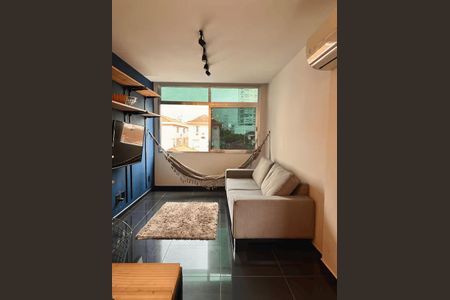 Sala de apartamento para alugar com 2 quartos, 80m² em Embaré, Santos