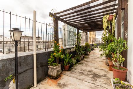 Studio para alugar com 49m², 1 quarto e sem vaga Studio para alugar com 49m², 1 quarto e sem vagaSolário