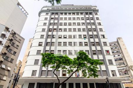 Studio para alugar com 49m², 1 quarto e sem vaga Studio para alugar com 49m², 1 quarto e sem vagaFachada