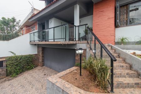 Casa para alugar com 250m², 4 quartos e 4 vagasFachada