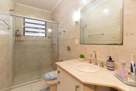 Casa para alugar com 250m², 4 quartos e 4 vagasBanheiro Social