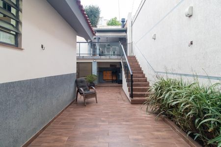 Casa para alugar com 250m², 4 quartos e 4 vagasQuintal