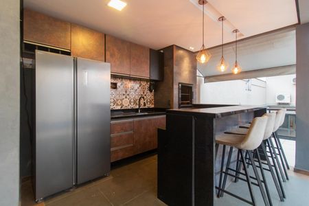 Casa para alugar com 250m², 4 quartos e 4 vagasChurrasqueira