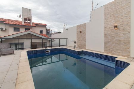 Casa para alugar com 250m², 4 quartos e 4 vagasPiscina