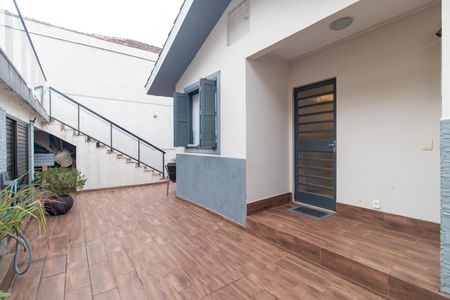 Casa para alugar com 250m², 4 quartos e 4 vagasQuintal