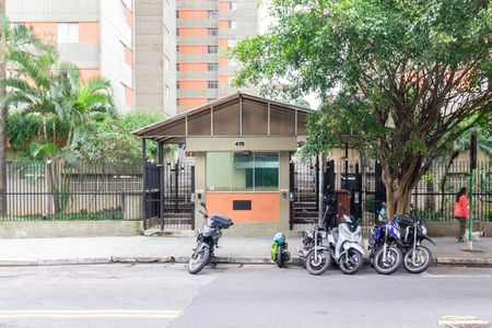 Apartamento para alugar com 87m², 2 quartos e 1 vaga Apartamento para alugar com 87m², 2 quartos e 1 vagaFachada