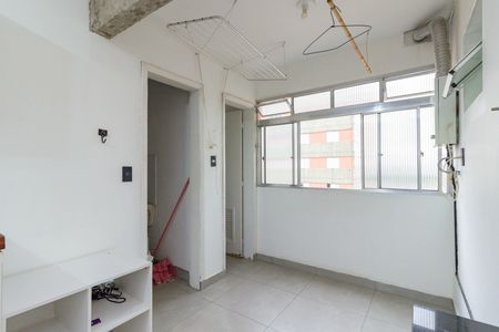 Apartamento para alugar com 87m², 2 quartos e 1 vaga Apartamento para alugar com 87m², 2 quartos e 1 vagaLavanderia