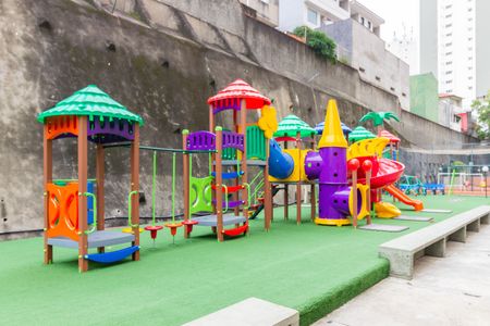 Apartamento para alugar com 87m², 2 quartos e 1 vaga Apartamento para alugar com 87m², 2 quartos e 1 vagaÁrea comum - Playground