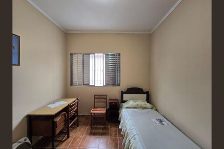 Casa à venda com 226m², 8 quartos e 2 vagasQuarto 02