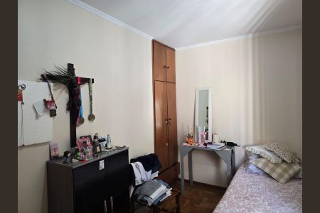 Casa à venda com 226m², 8 quartos e 2 vagasQuarto 04