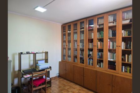 Casa à venda com 226m², 8 quartos e 2 vagasQuarto 06