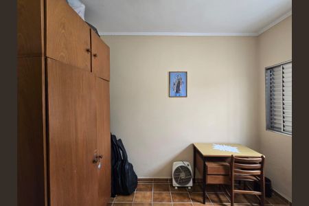 Casa à venda com 226m², 8 quartos e 2 vagasQuarto 02