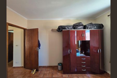 Casa à venda com 226m², 8 quartos e 2 vagasQuarto 05