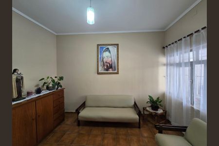 Sala  de casa para alugar com 8 quartos, 226m² em Jardim Pereira, Guarulhos