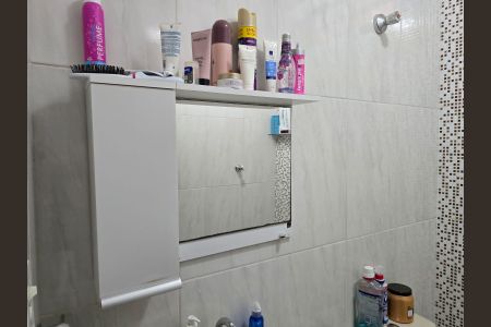 Casa à venda com 226m², 8 quartos e 2 vagasBanheiro Social 02