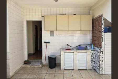 Casa à venda com 226m², 8 quartos e 2 vagasÁrea de Serviço