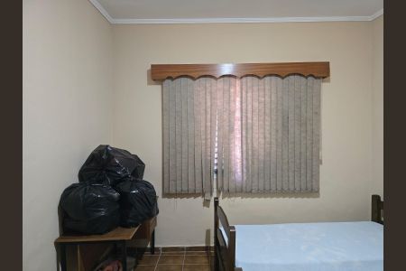 Casa à venda com 226m², 8 quartos e 2 vagasQuarto 01