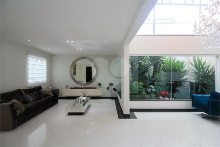 Casa à venda com 4 quartos, 520m² em Vila Albertina, São Paulo