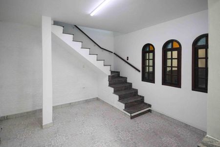 Casa para alugar com 3 quartos, 700m² em Vila Primavera, São Paulo