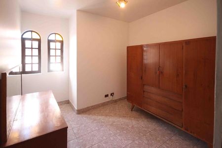 Casa para alugar com 250m², 3 quartos e 10 vagas
