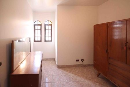 Casa para alugar com 250m², 3 quartos e 10 vagas