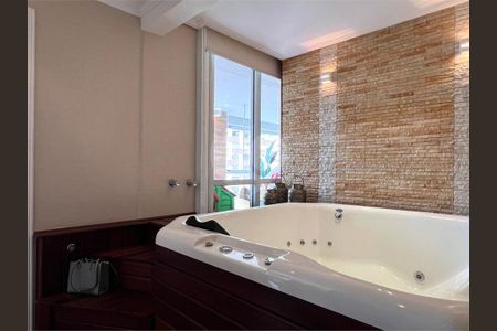 Apartamento à venda com 3 quartos, 195m² em Santana, São Paulo