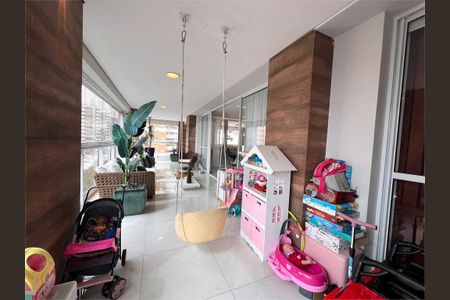 Apartamento à venda com 3 quartos, 195m² em Santana, São Paulo