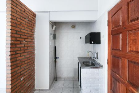 Cozinha de kitnet/studio à venda com 1 quarto, 24m² em Laranjeiras, Rio de Janeiro
