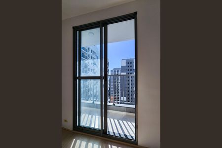 Varanda  de kitnet/studio à venda com 1 quarto, 35m² em Santo Cristo, Rio de Janeiro