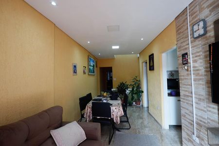 Casa para alugar com 100m², 3 quartos e sem vaga