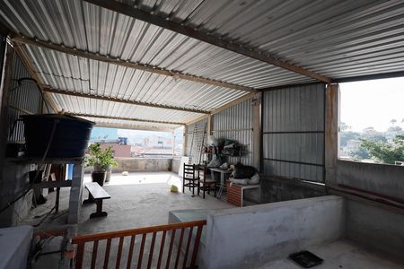 Casa para alugar com 100m², 3 quartos e sem vaga Casa para alugar com 100m², 3 quartos e sem vagaTerraço