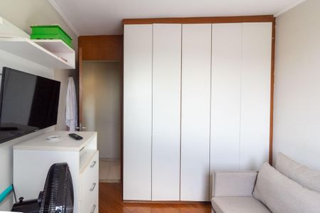 Apartamento à venda com 65m², 3 quartos e 1 vagaQuarto 2