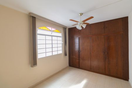 Casa para alugar com 180m², 3 quartos e 3 vagas