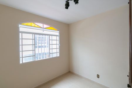 Casa para alugar com 180m², 3 quartos e 3 vagas