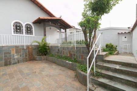 Casa para alugar com 180m², 3 quartos e 3 vagas