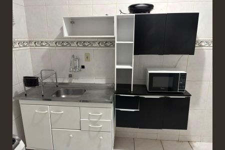Cozinha de kitnet/studio para alugar com 1 quarto, 40m² em Centro, Campinas
