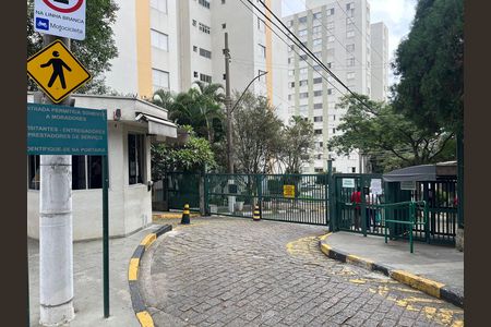 Apartamento para alugar com 93m², 3 quartos e sem vaga Apartamento para alugar com 93m², 3 quartos e sem vagaFachada do Prédio