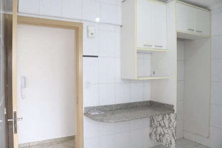 Apartamento para alugar com 93m², 3 quartos e sem vagaCozinha