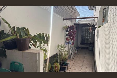 Casa à venda com 135m², 3 quartos e 2 vagas