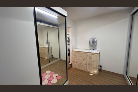 Casa à venda com 135m², 3 quartos e 2 vagas