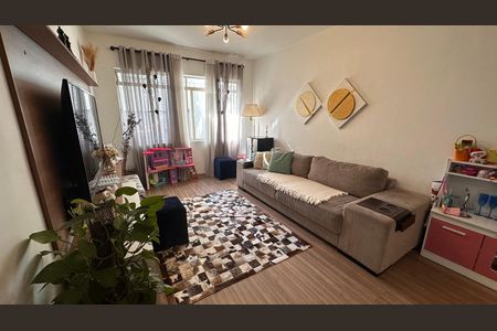 Casa à venda com 135m², 3 quartos e 2 vagas