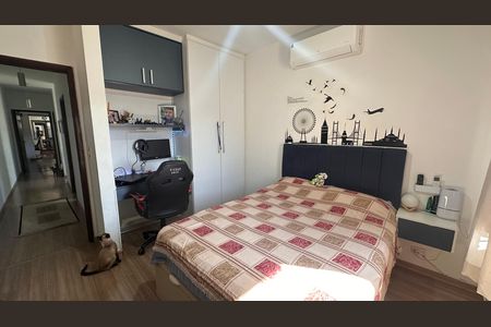 Casa à venda com 135m², 3 quartos e 2 vagas