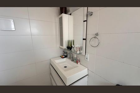 Casa à venda com 135m², 3 quartos e 2 vagas