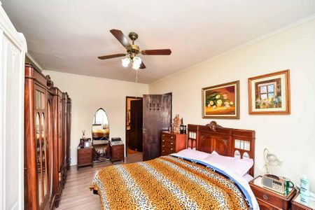 Casa à venda com 240m², 3 quartos e 2 vagas Casa à venda com 240m², 3 quartos e 2 vagasSuíte 2
