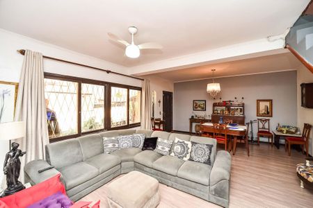 Sala de casa à venda com 3 quartos, 240m² em Parque Santa Fé, Porto Alegre
